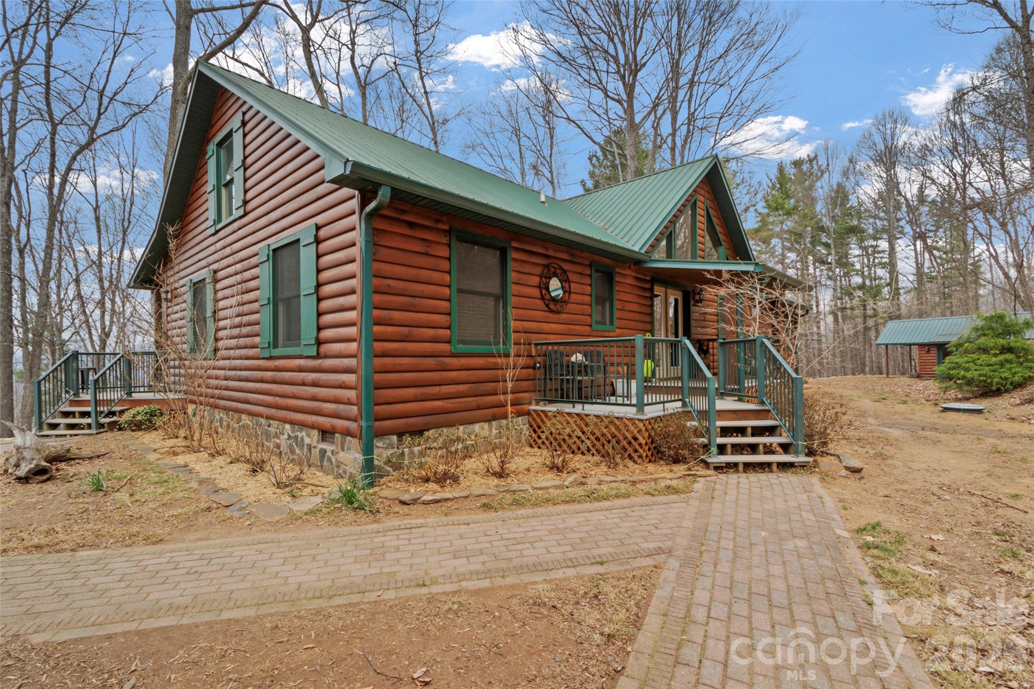 462 Little Mountain Road Bakersville NC 28705