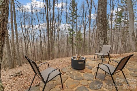 462 Little Mountain Road Bakersville NC 28705