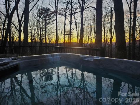 462 Little Mountain Road Bakersville NC 28705