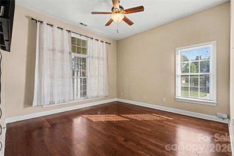 2305 Pinefield Court Gastonia NC 28056