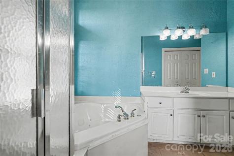 2305 Pinefield Court Gastonia NC 28056