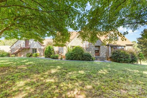 475 Baymount Drive Statesville NC 28625