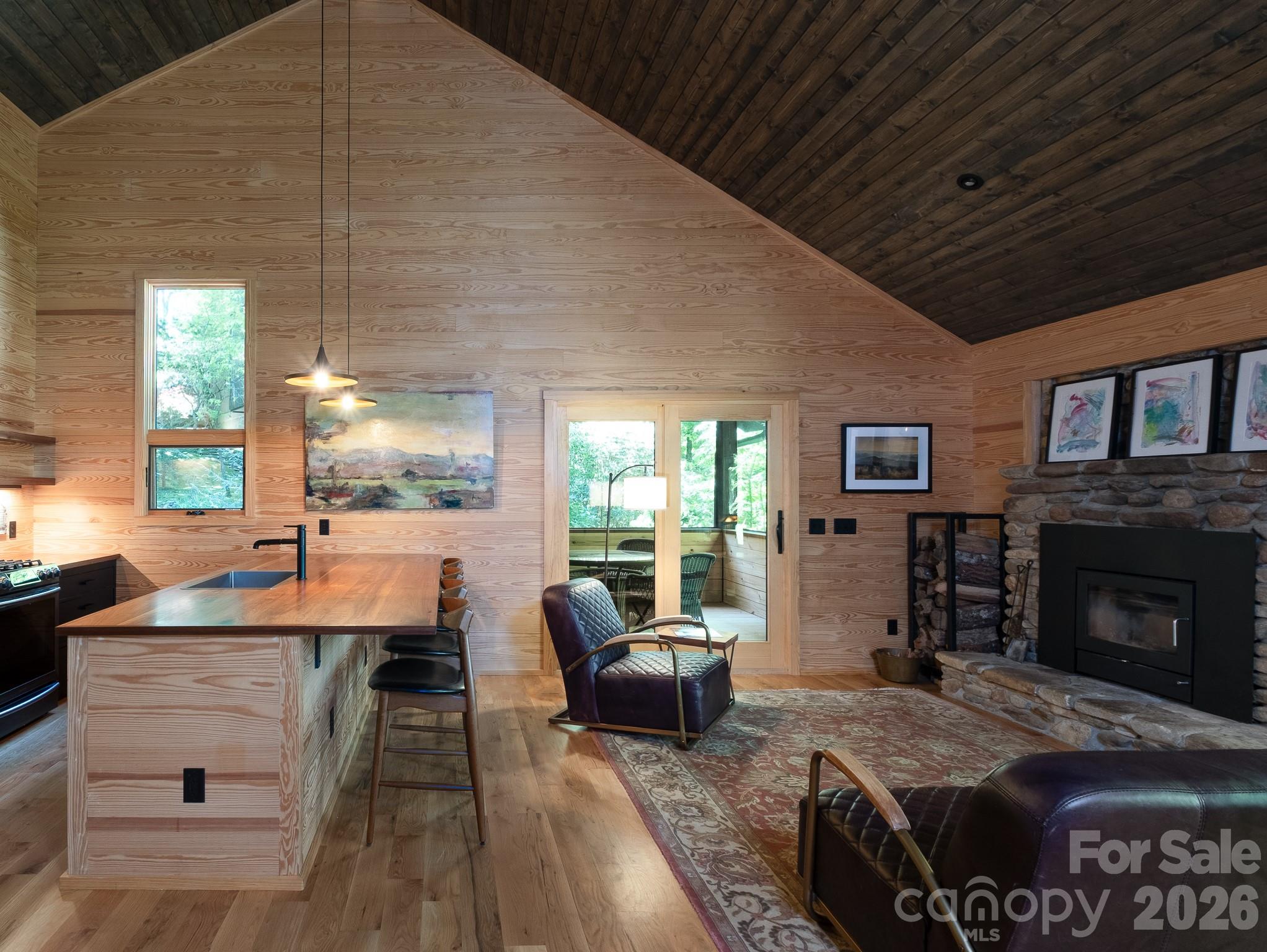 212 SE Shore Drive Lake Toxaway NC 28747