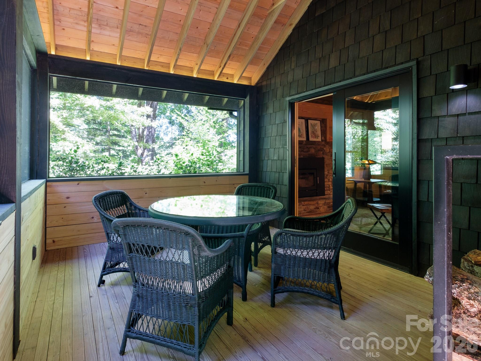 212 SE Shore Drive Lake Toxaway NC 28747