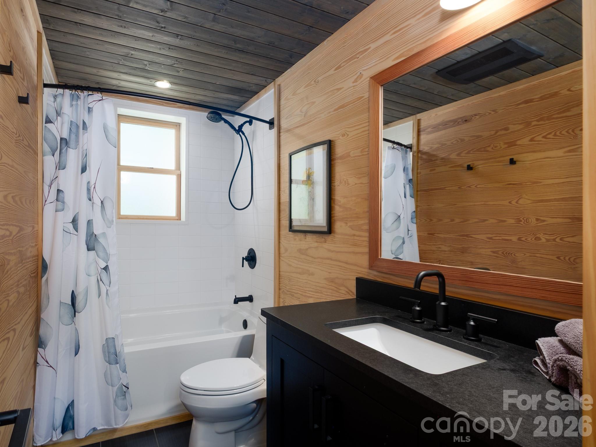 212 SE Shore Drive Lake Toxaway NC 28747