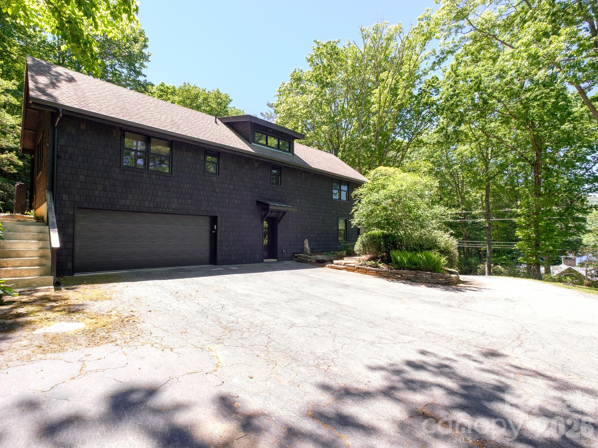 212 SE Shore Drive Lake Toxaway NC 28747