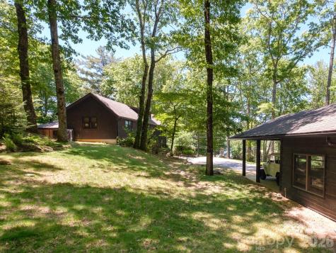 212 SE Shore Drive Lake Toxaway NC 28747