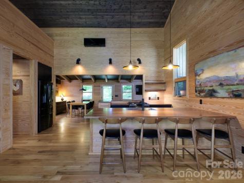 212 SE Shore Drive Lake Toxaway NC 28747