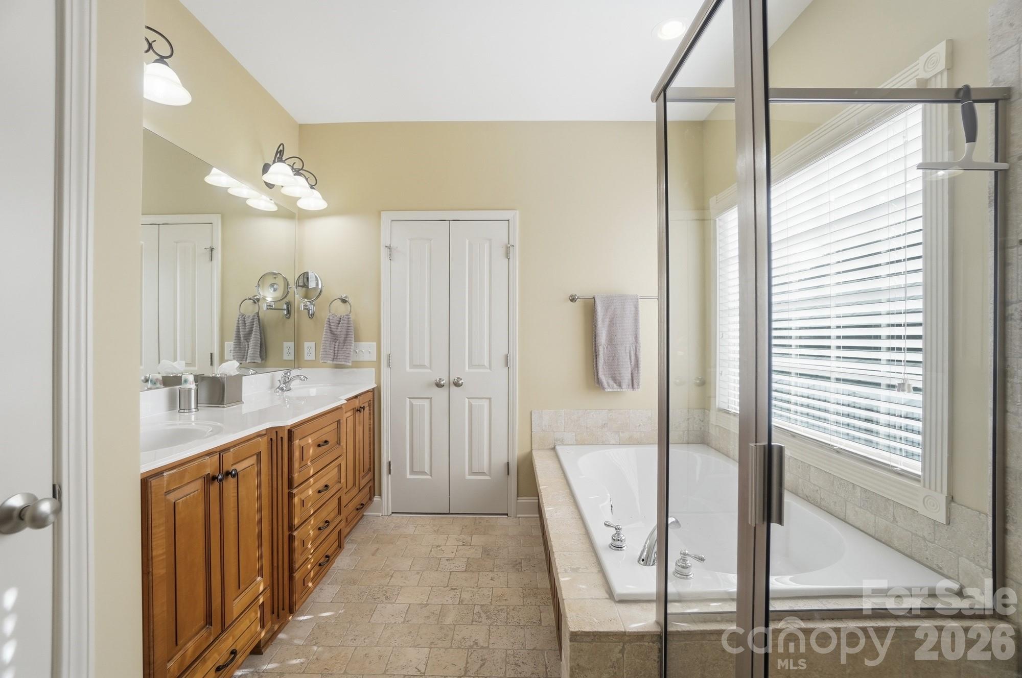 123 Coral Rutledge Drive Mount Holly NC 28120