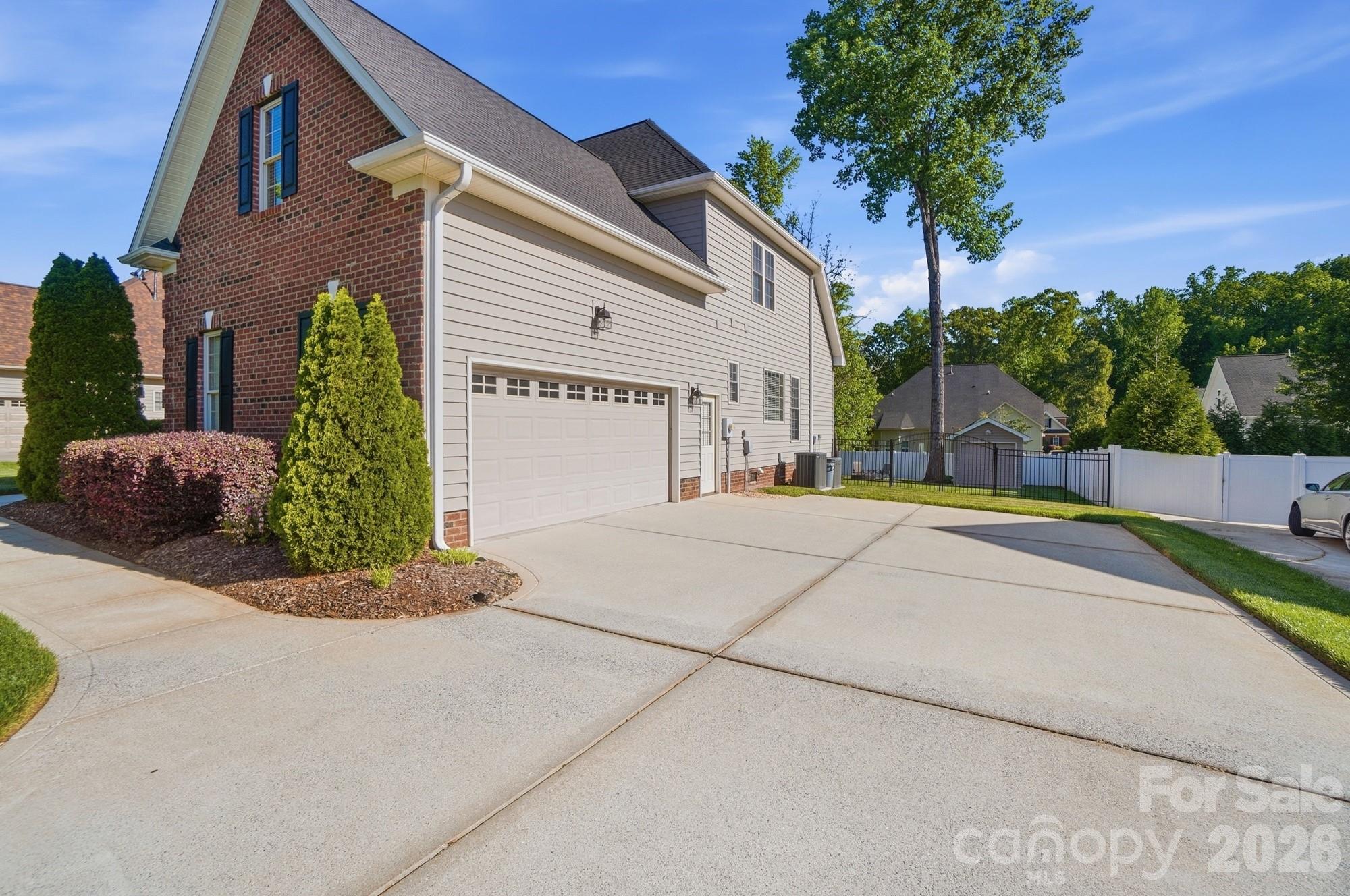 123 Coral Rutledge Drive Mount Holly NC 28120