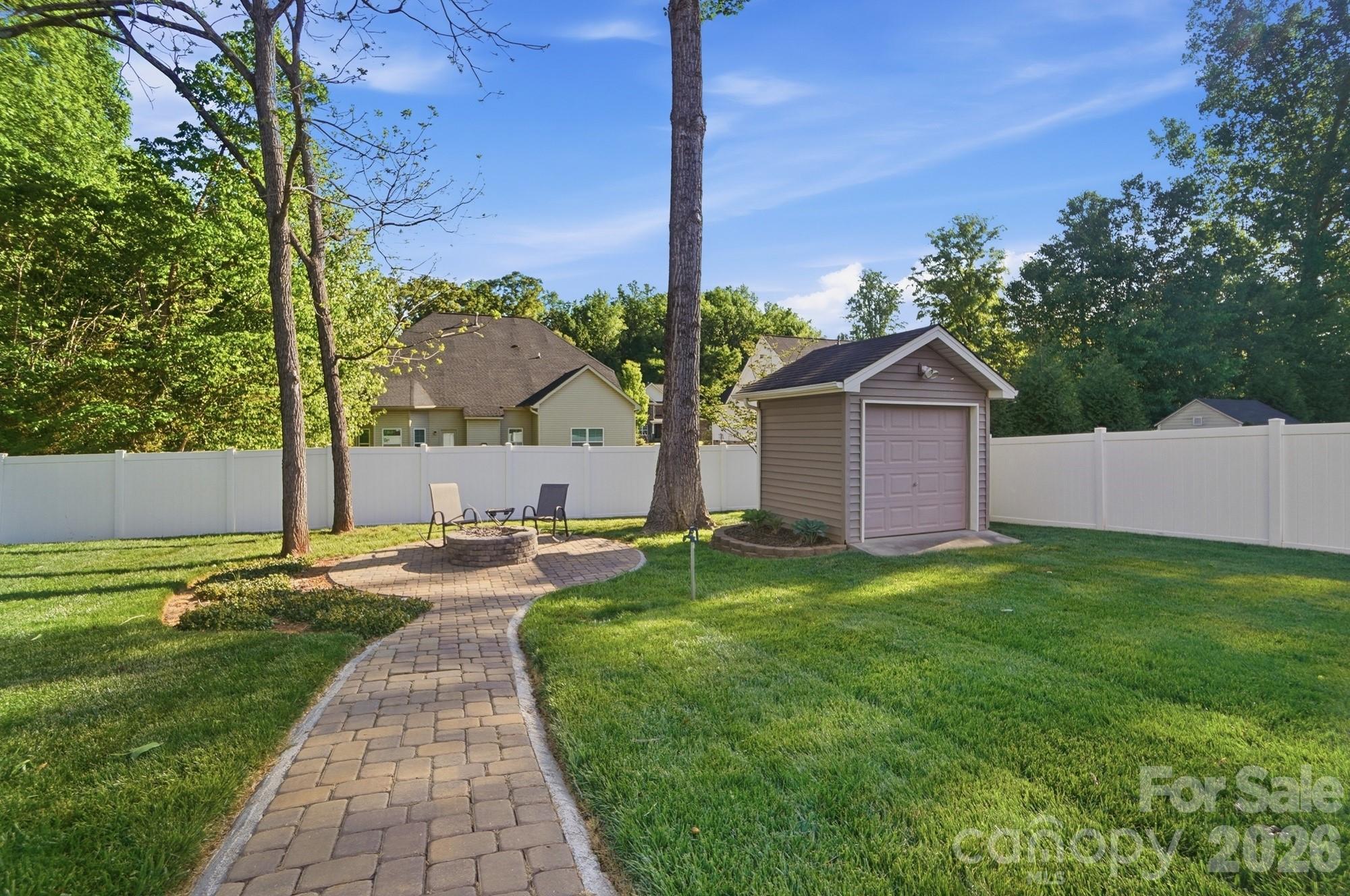 123 Coral Rutledge Drive Mount Holly NC 28120