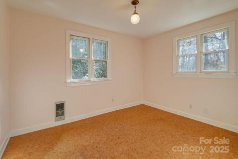 117 Woods View Trail Fairview NC 28730