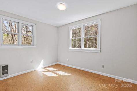 117 Woods View Trail Fairview NC 28730