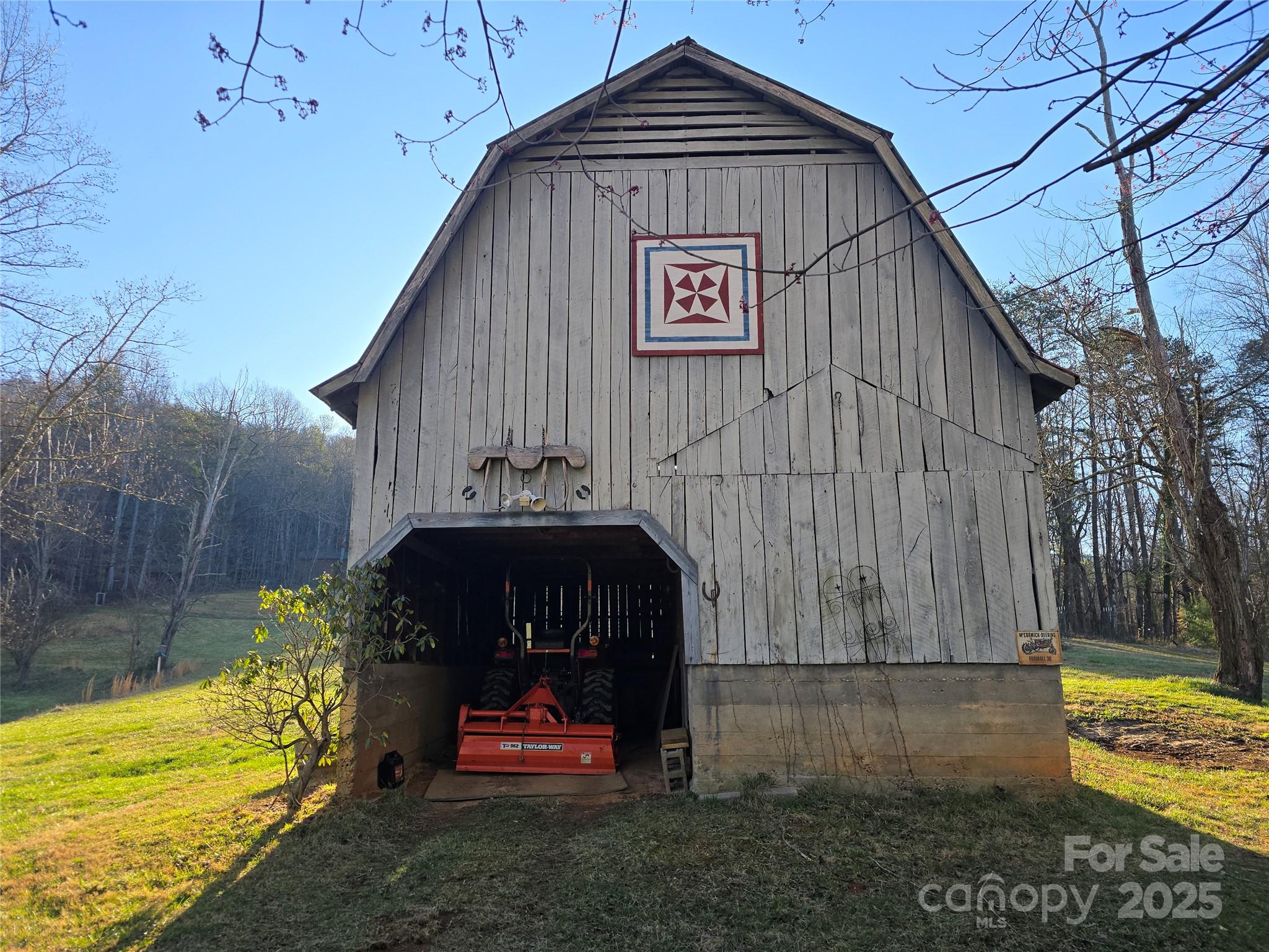 117 Woods View Trail Fairview NC 28730