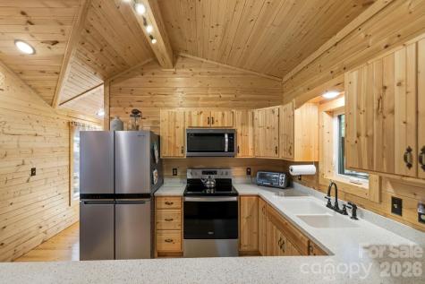 81 Delind Drive Mill Spring NC 28756