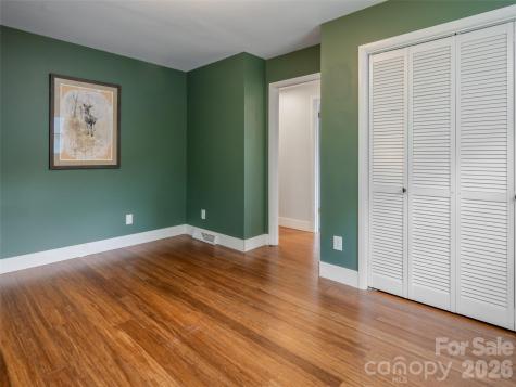 70 Michigan Avenue Asheville NC 28806