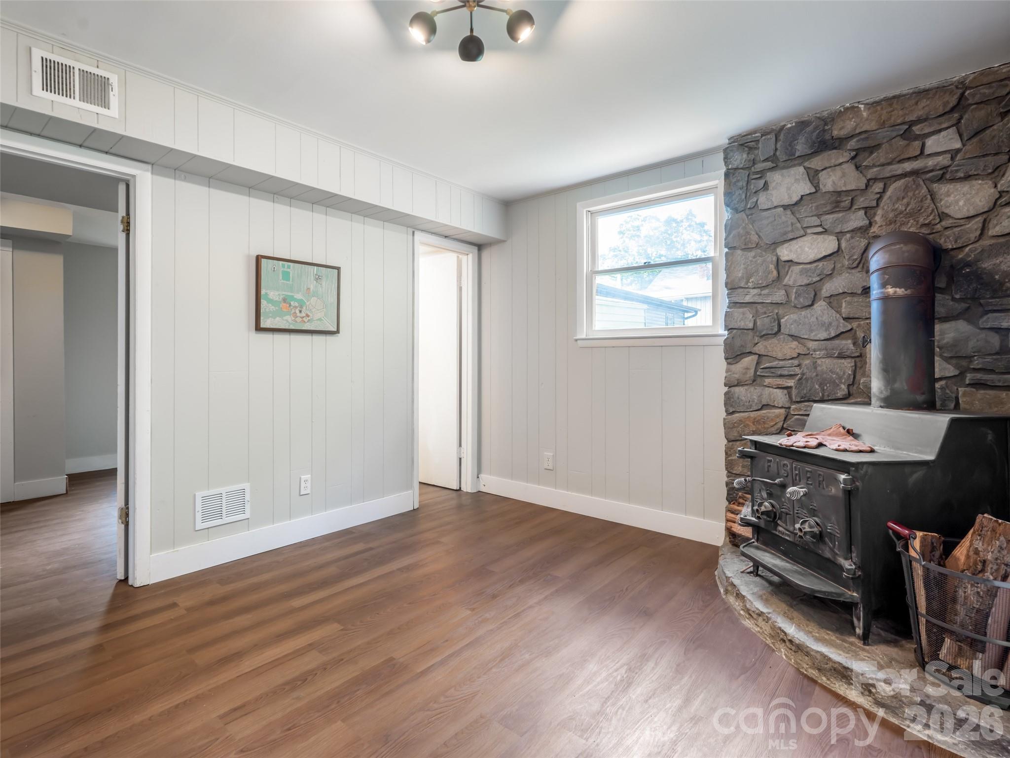 70 Michigan Avenue Asheville NC 28806