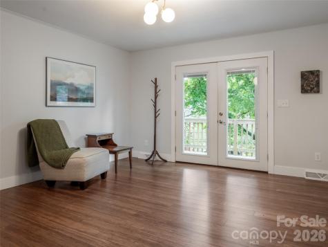 70 Michigan Avenue Asheville NC 28806