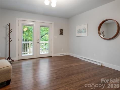 70 Michigan Avenue Asheville NC 28806