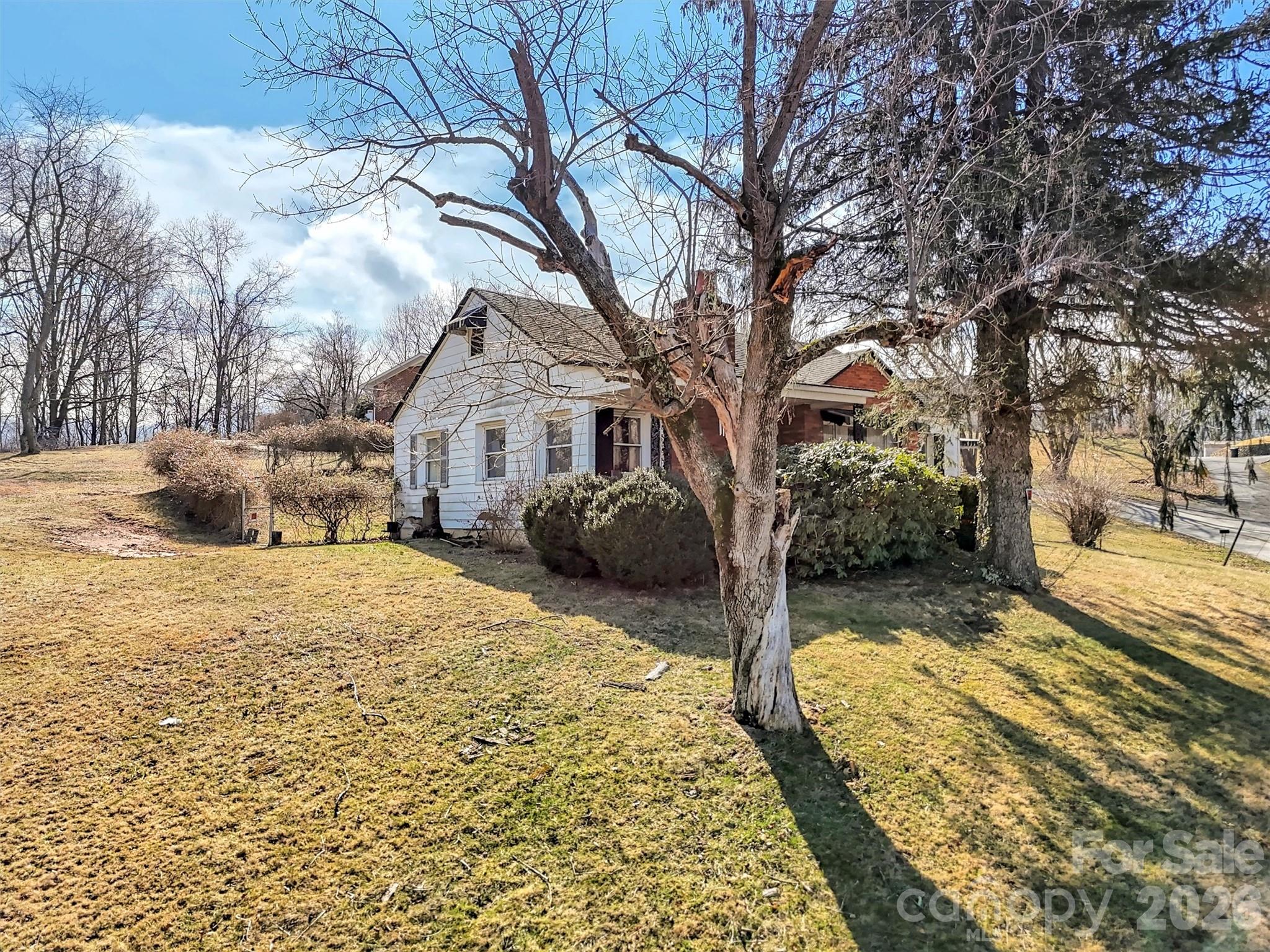 301 Mulberry Street Clyde NC 28721