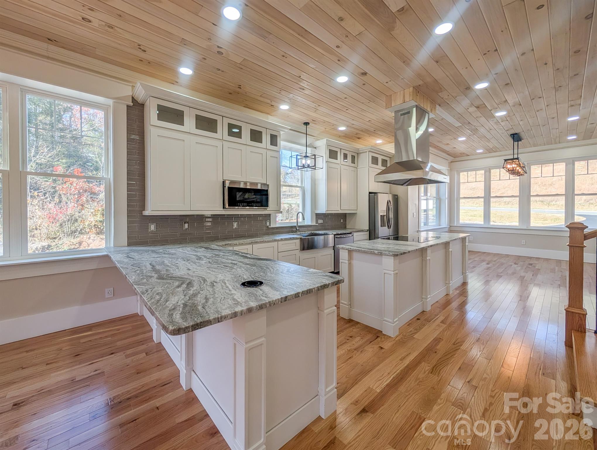 7854 E Us Highway 19e Burnsville NC 28714