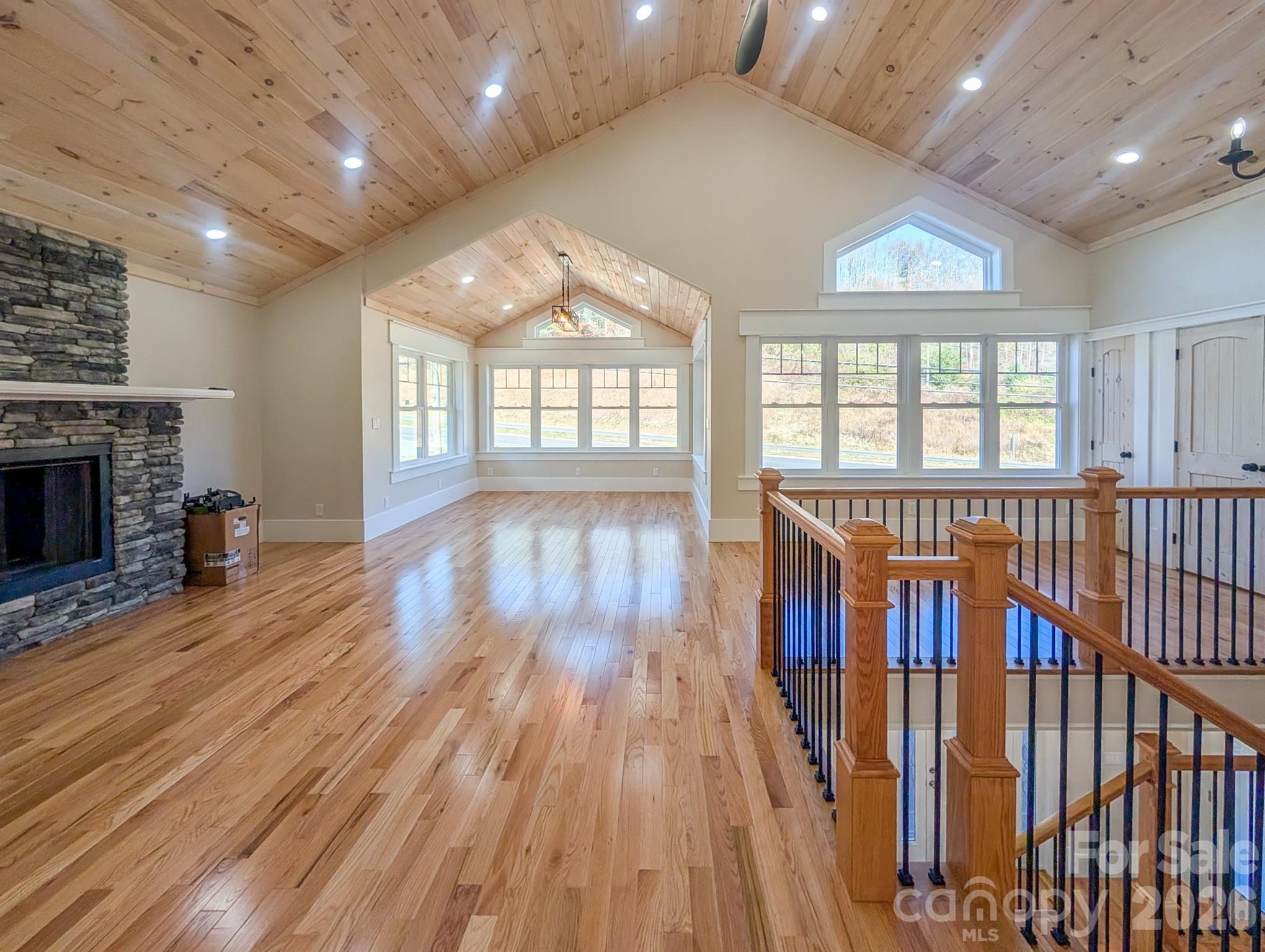 7854 E Us Highway 19e Burnsville NC 28714
