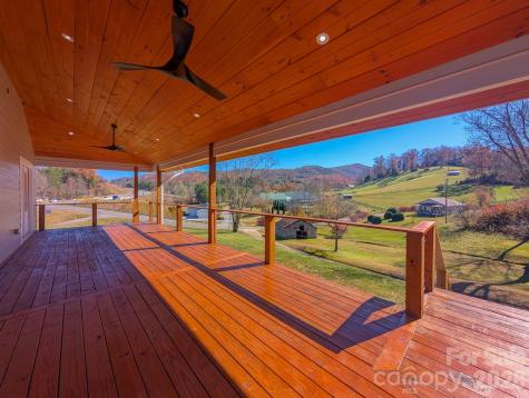 7854 E Us Highway 19e Burnsville NC 28714