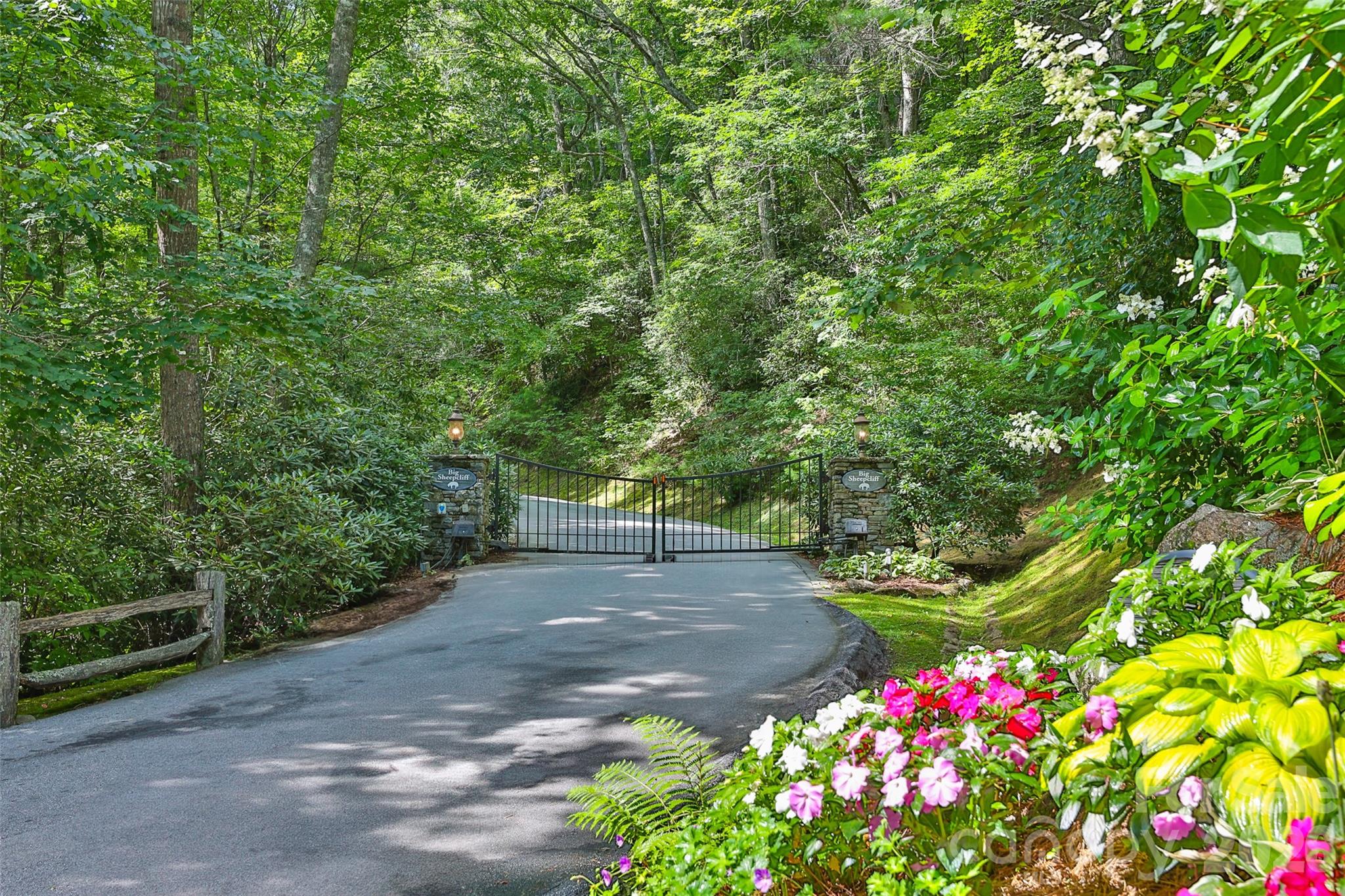 2618 Big Sheepcliff Road Cashiers NC 28717