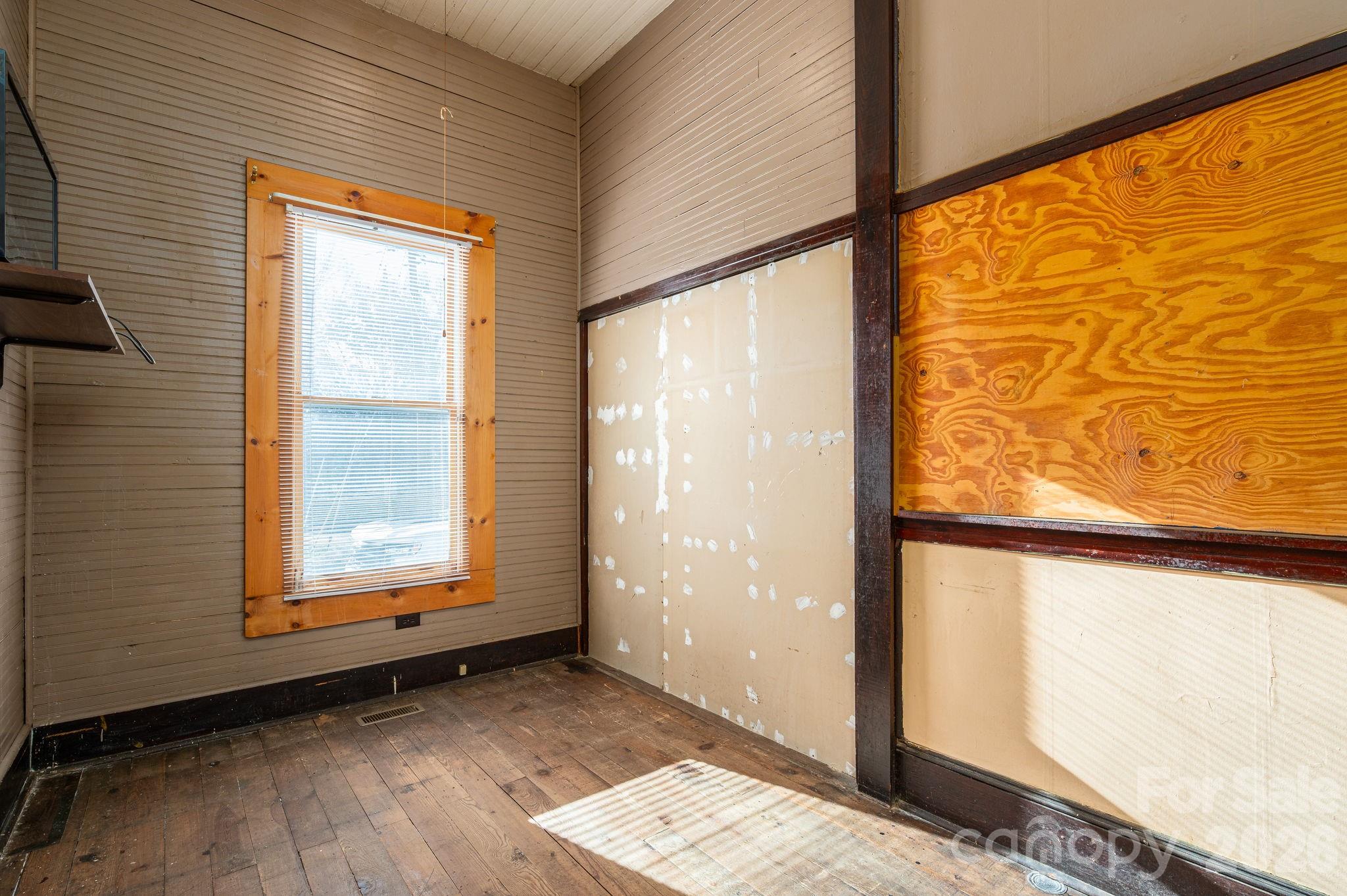 331 S Laurel Street Lincolnton NC 28092
