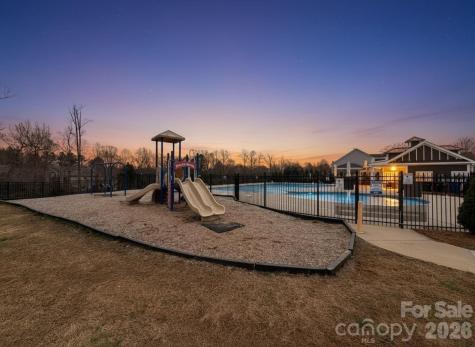 128 W Morehouse Avenue Mooresville NC 28117
