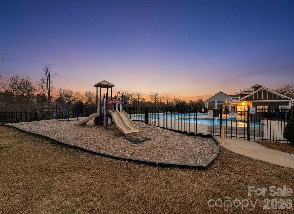 128 W Morehouse Avenue Mooresville NC 28117
