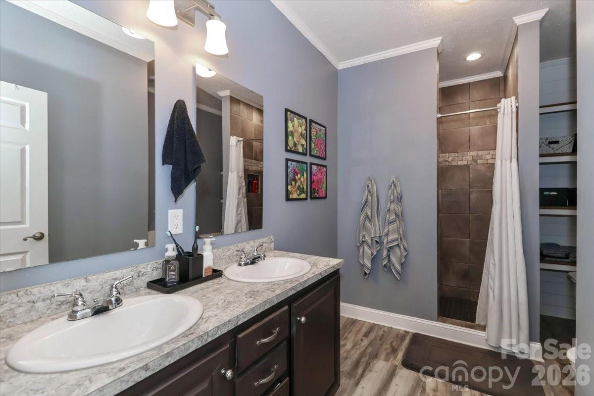 192 Apple Valley Lane Statesville NC 28677