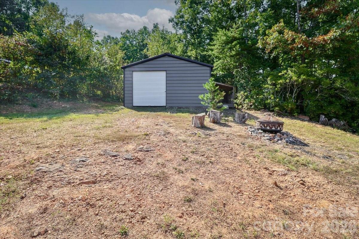 192 Apple Valley Lane Statesville NC 28677