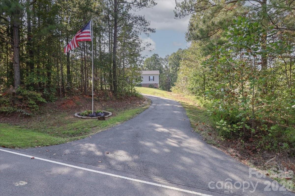 192 Apple Valley Lane Statesville NC 28677
