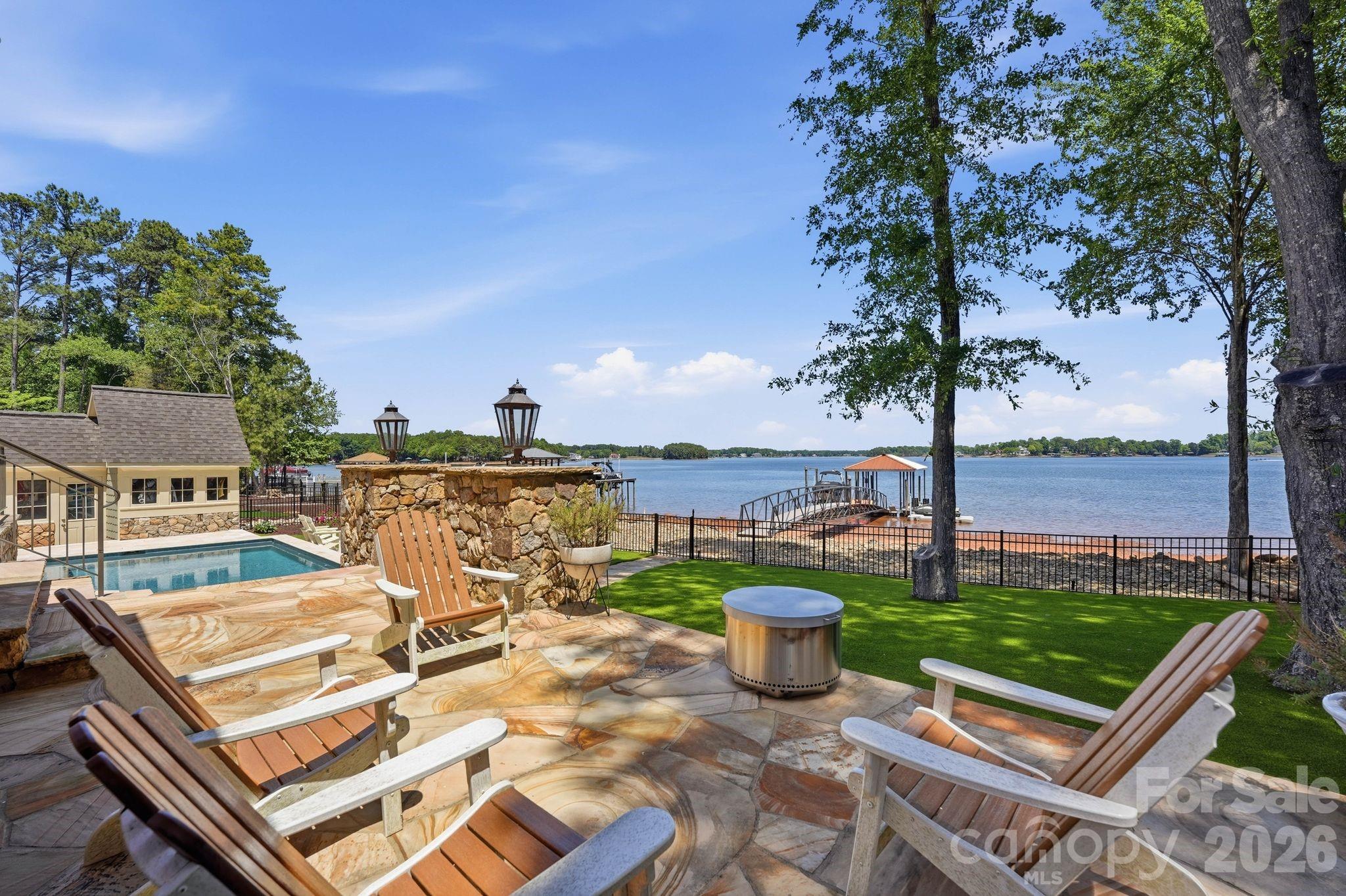 3900 Channel Pointe Lane Denver NC 28037