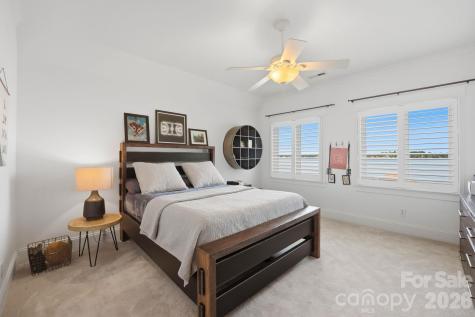 3900 Channel Pointe Lane Denver NC 28037