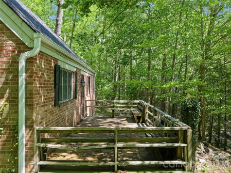 639 Hunter Street Burnsville NC 28714