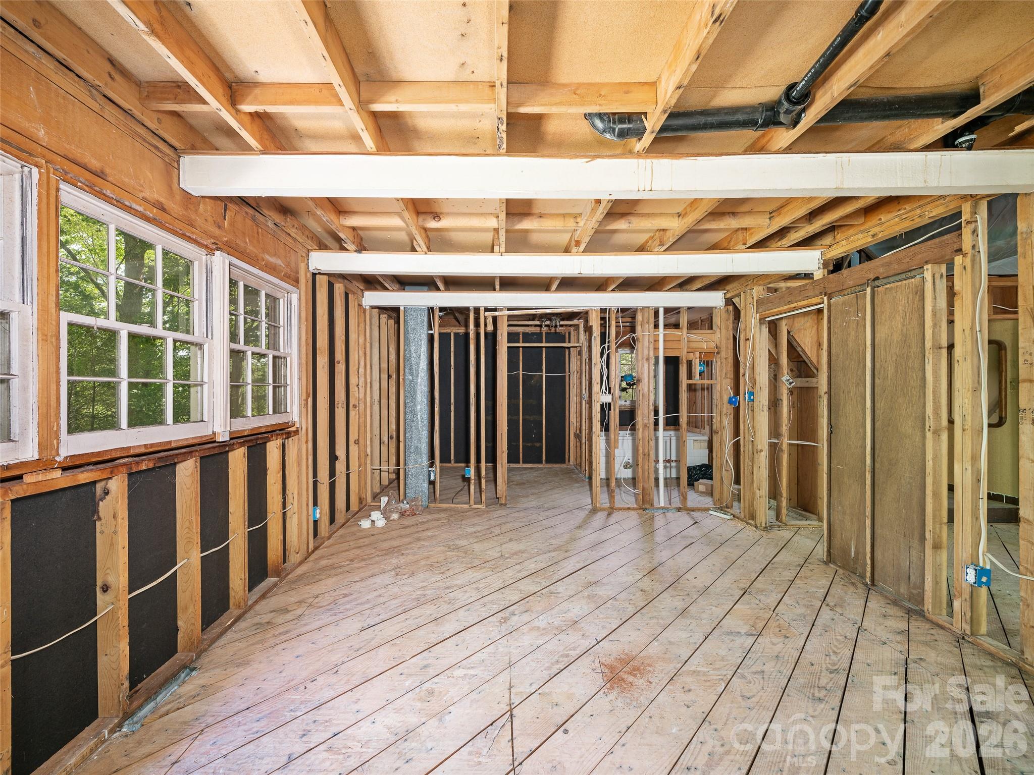 639 Hunter Street Burnsville NC 28714
