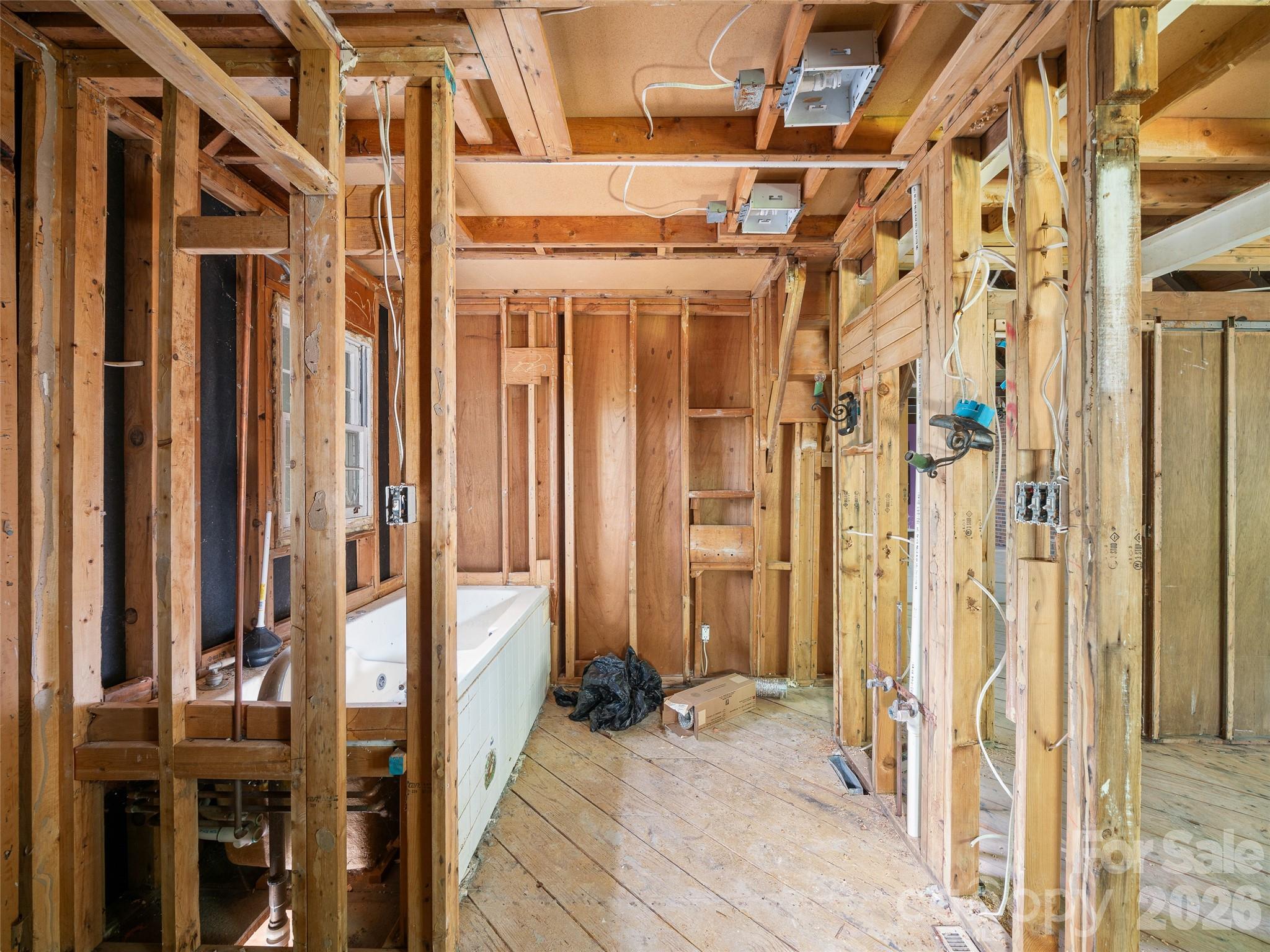 639 Hunter Street Burnsville NC 28714