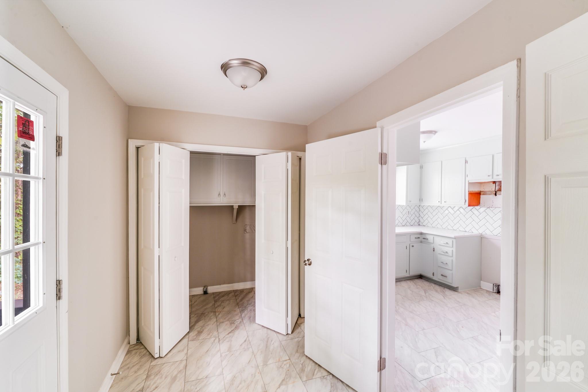 8337 Reedy Creek Road Charlotte NC 28215