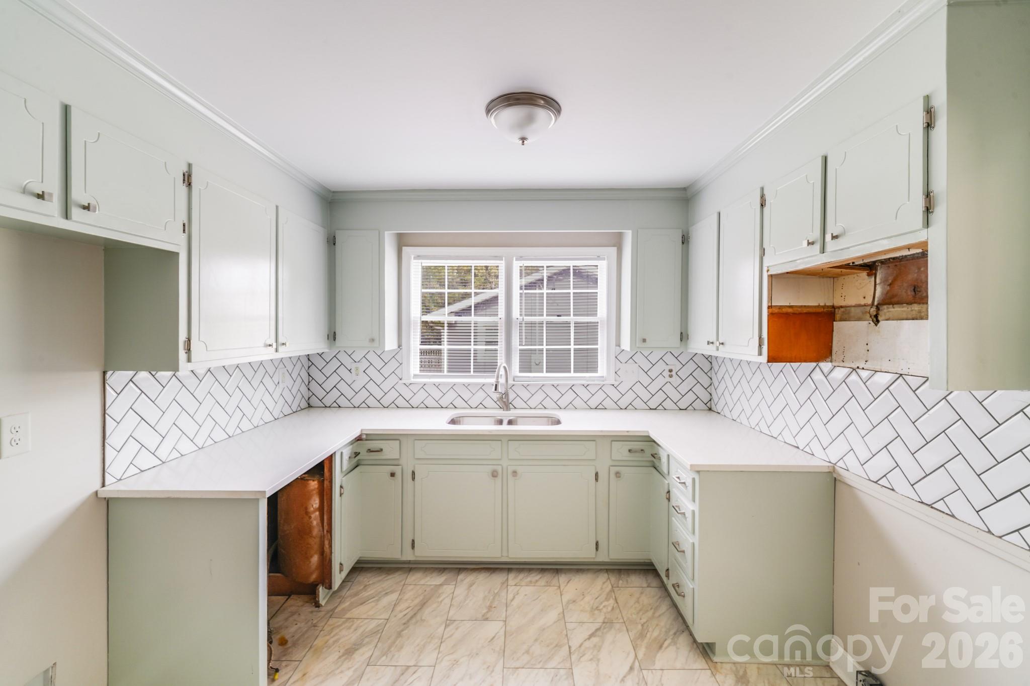 8337 Reedy Creek Road Charlotte NC 28215