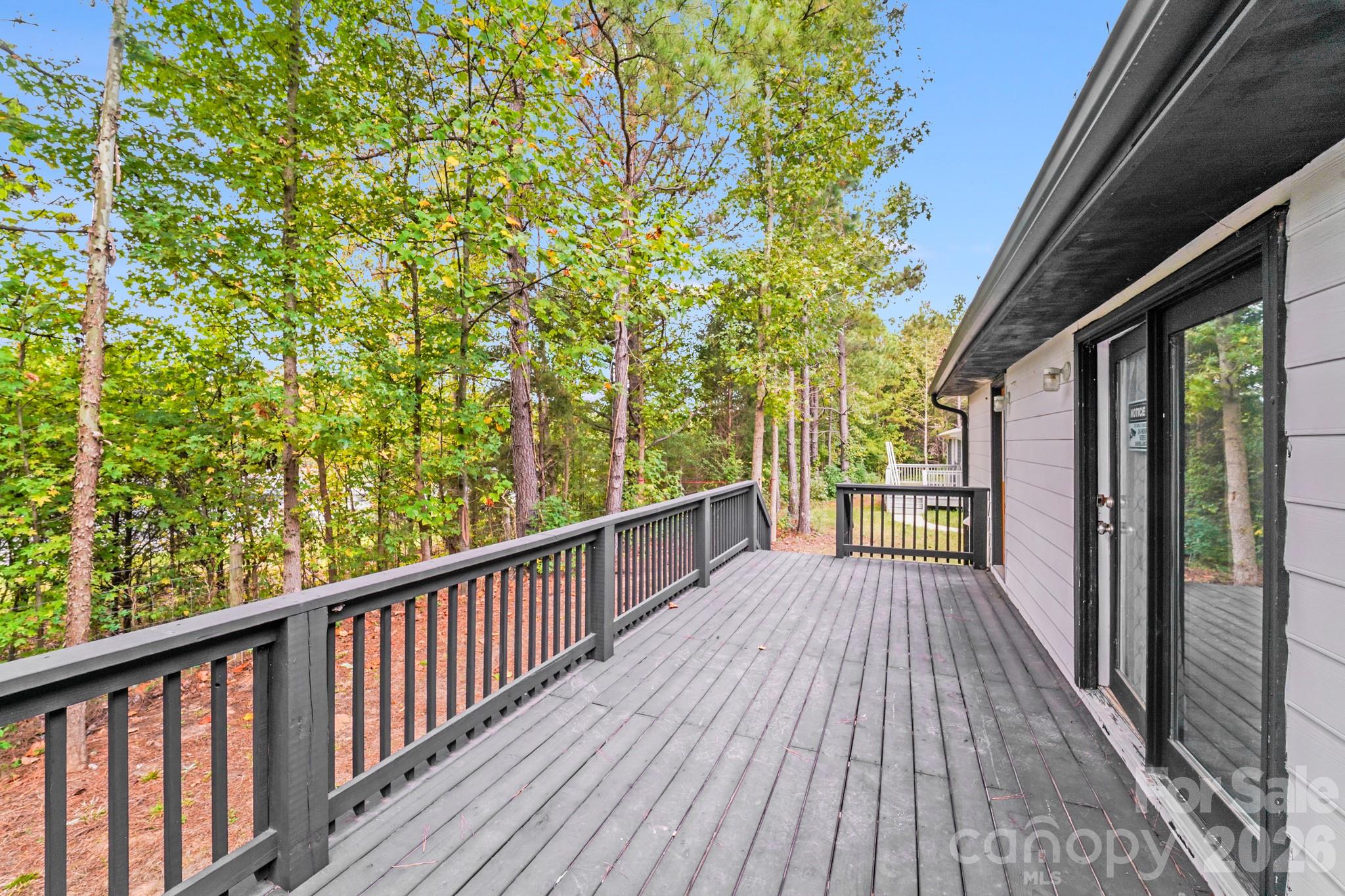 8337 Reedy Creek Road Charlotte NC 28215