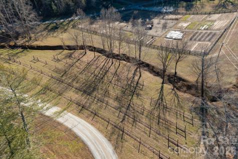 1381 River Club Ridge Lenoir NC 28645