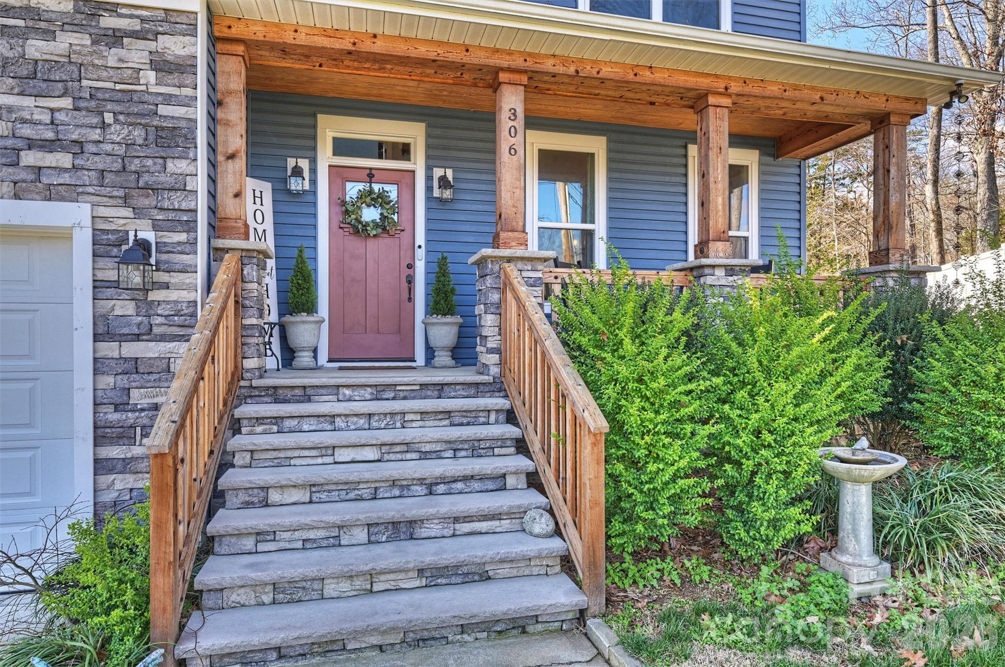 306 Breezewood Drive Charlotte NC 28262