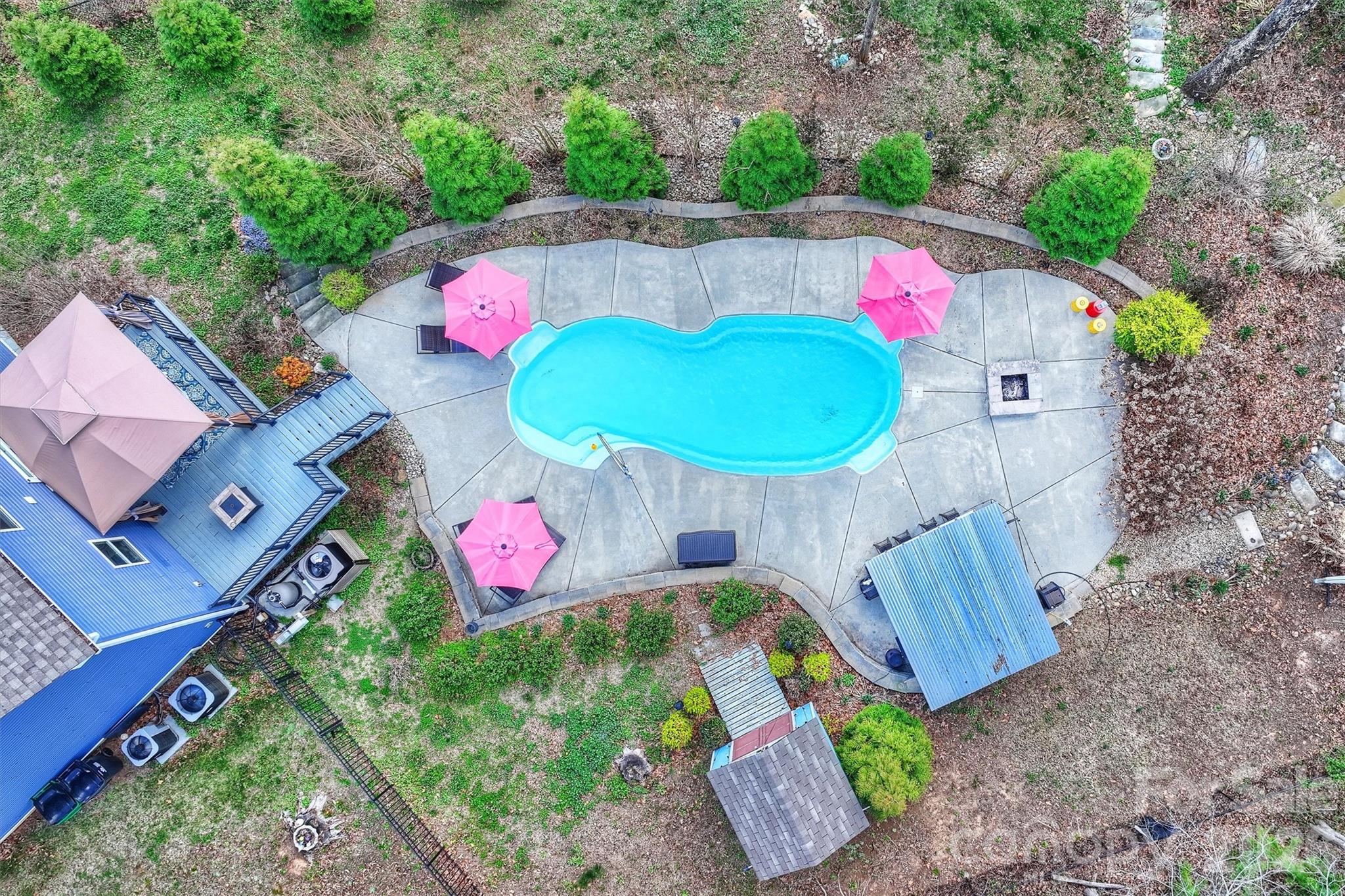 306 Breezewood Drive Charlotte NC 28262