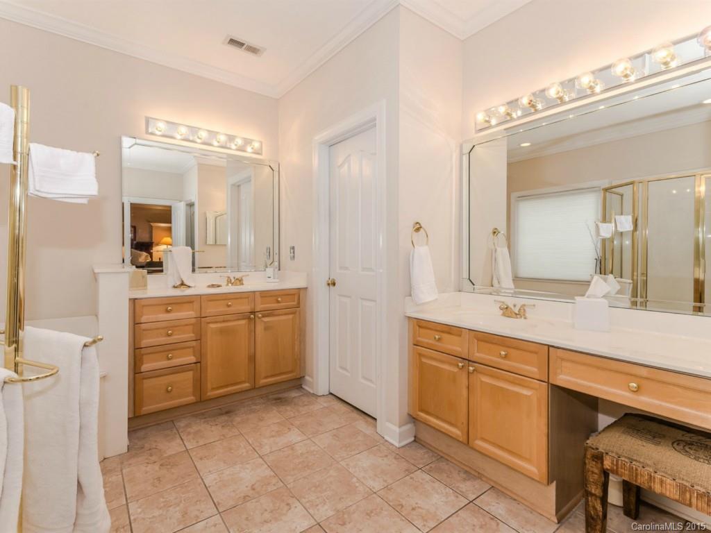 2321 Beaucatcher Lane Charlotte NC 28270