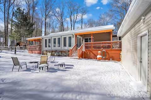 701 Charter Hills Road Beech Mountain NC 28604