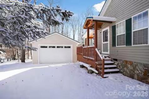 701 Charter Hills Road Beech Mountain NC 28604