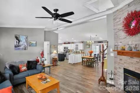 701 Charter Hills Road Beech Mountain NC 28604
