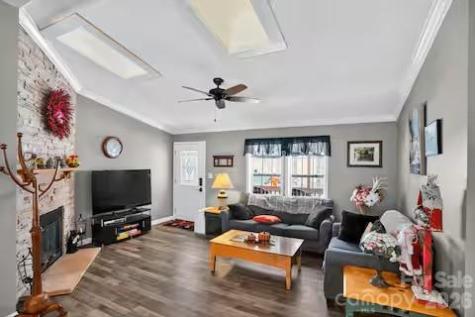 701 Charter Hills Road Beech Mountain NC 28604